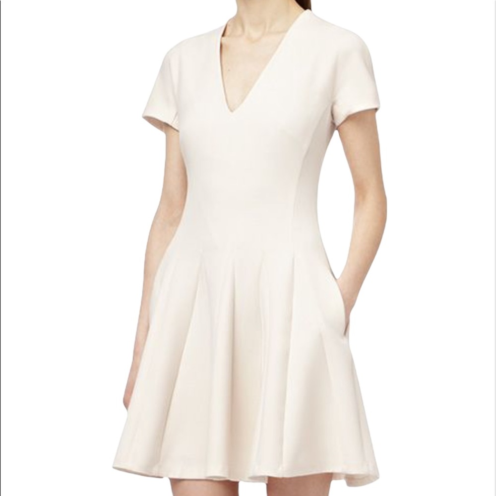 REISS UK Myrtle Godet Flared Short Sleeved Dress Natural size 4 Like New